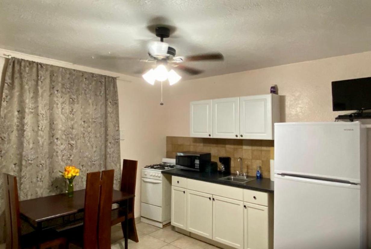 Hallandale Beach Motel With Free Parking And Full Kitchen ! No Extra Fees! Accepting Cash! Esterno foto