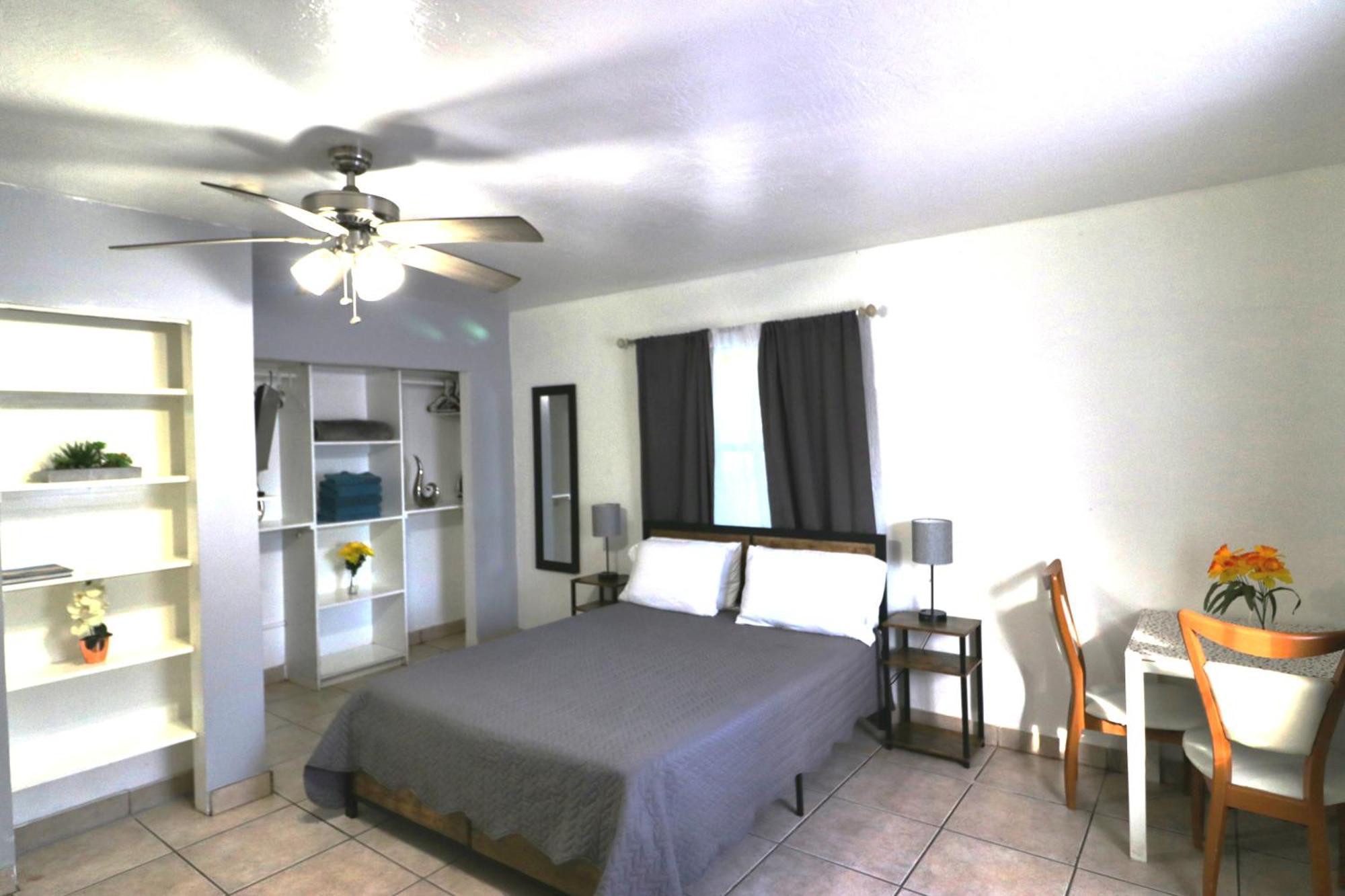 Hallandale Beach Motel With Free Parking And Full Kitchen ! No Extra Fees! Accepting Cash! Esterno foto